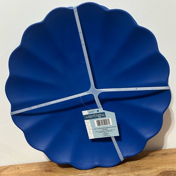 Hobby Lobby Set of 4 Melamine Dinner Plates Speckled Blue Scalloped 10.75”NEW - Picture 1 of 3